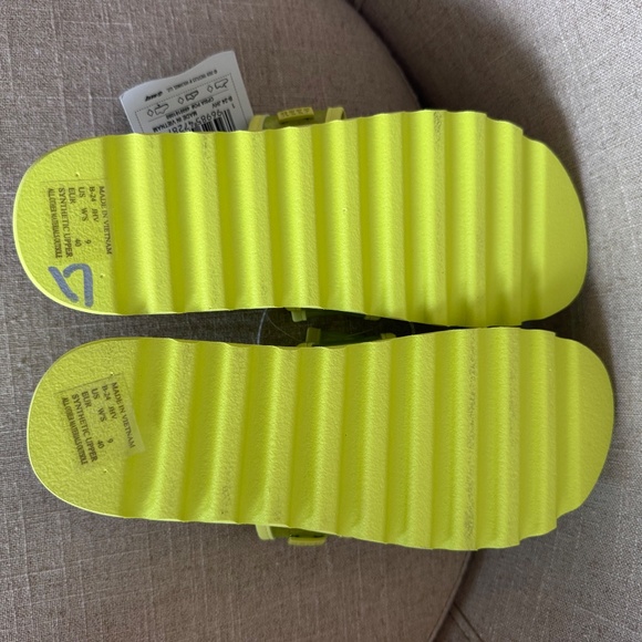 Brand NEW w tags! Womens Reef Vista Hi Energy Platform Sandal, S-9, green. - Picture 5 of 6